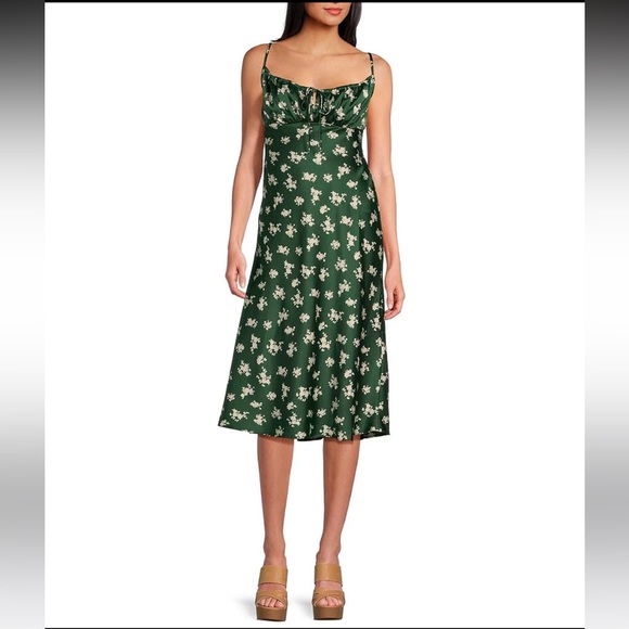 B. Darlin
Spaghetti Strap Ditsy Floral Printed Satin Midi Dress - Picture 1 of 4